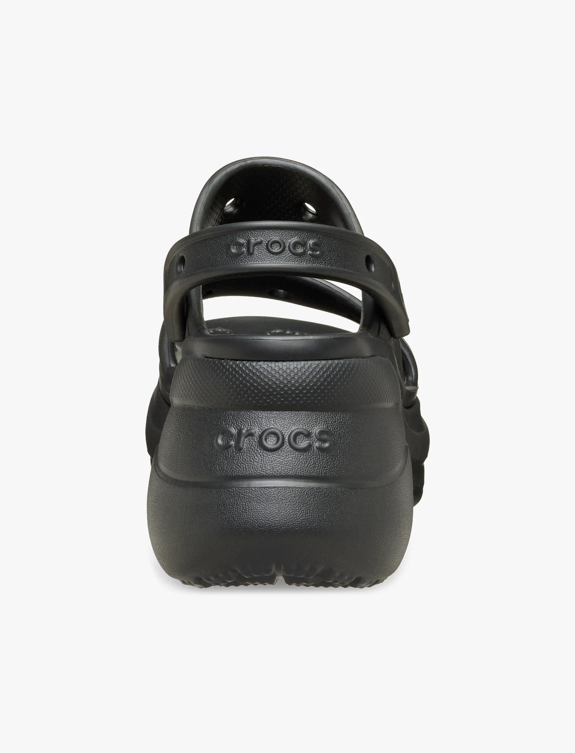 Crocs Women's Classic Bae Sandal - סנדלי פלטפורמה ביי קרוקס לנשים בצבע שחור - Image 6