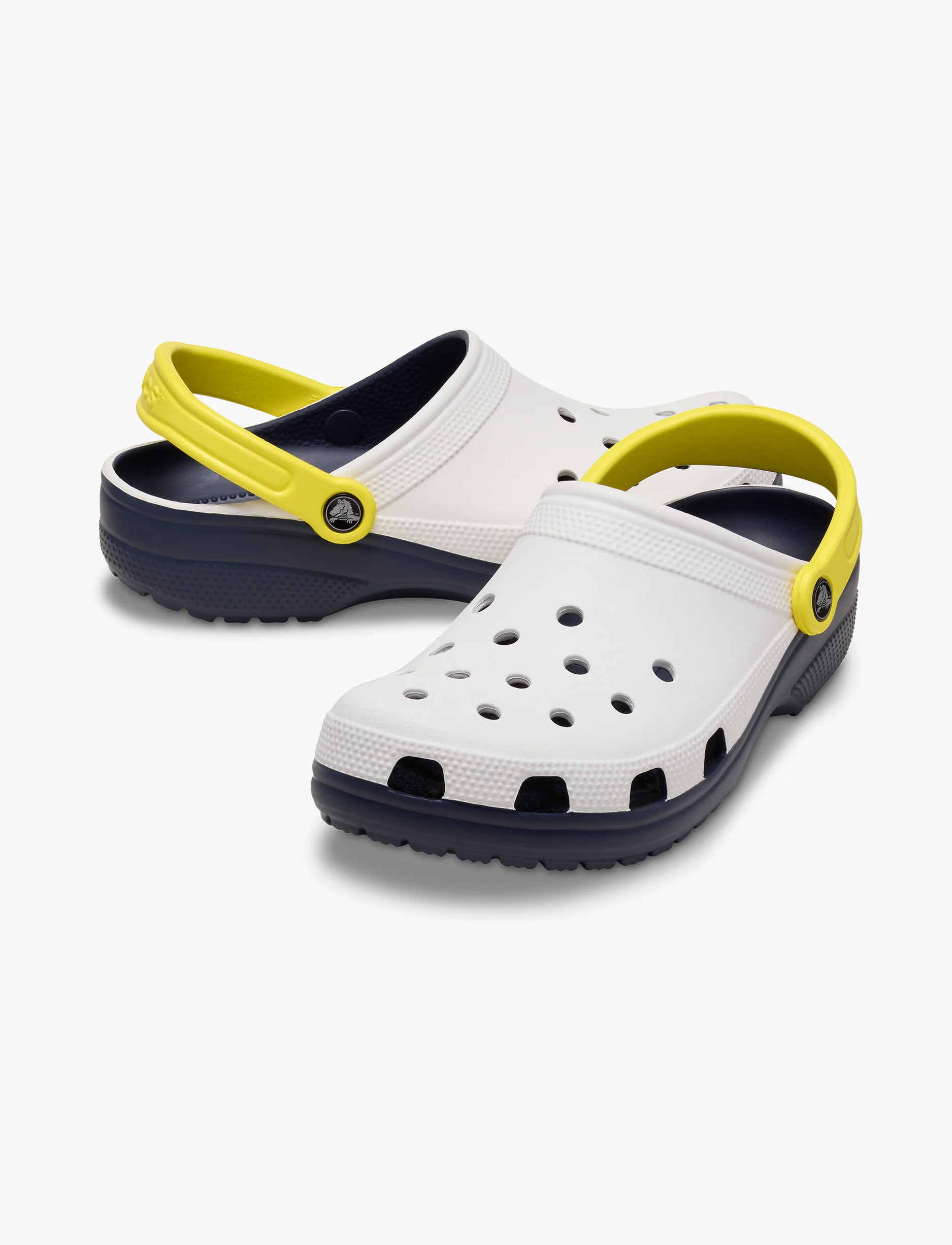 Crocs Classic Retro Sport Clog - כפכפי קרוקס רטרו ספורט קלוג בצבע לבן - Image 3