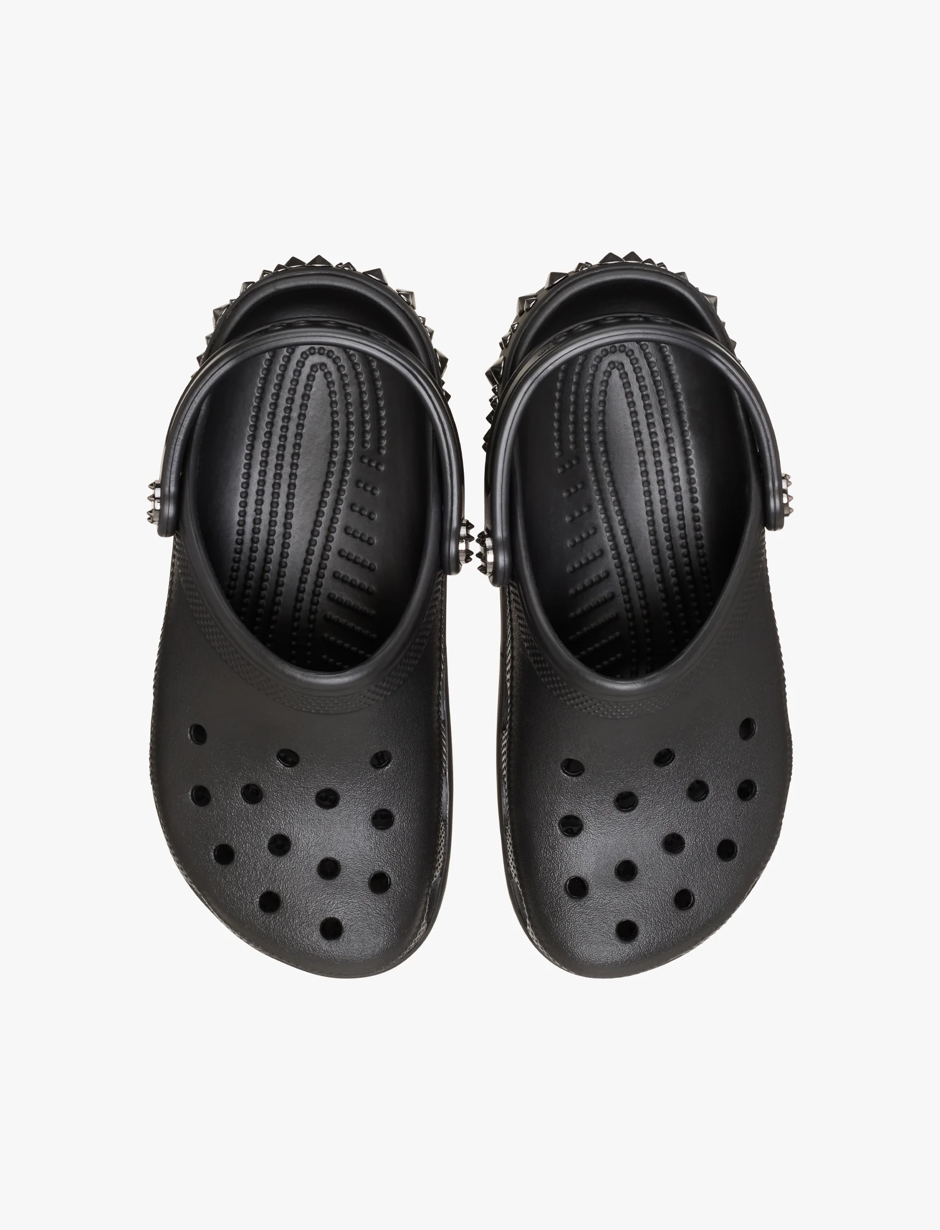 Crocs Classic Studded Clog - כפכפי קרוקס קלוג בעיטור ניטים בצבע שחור - Image 4