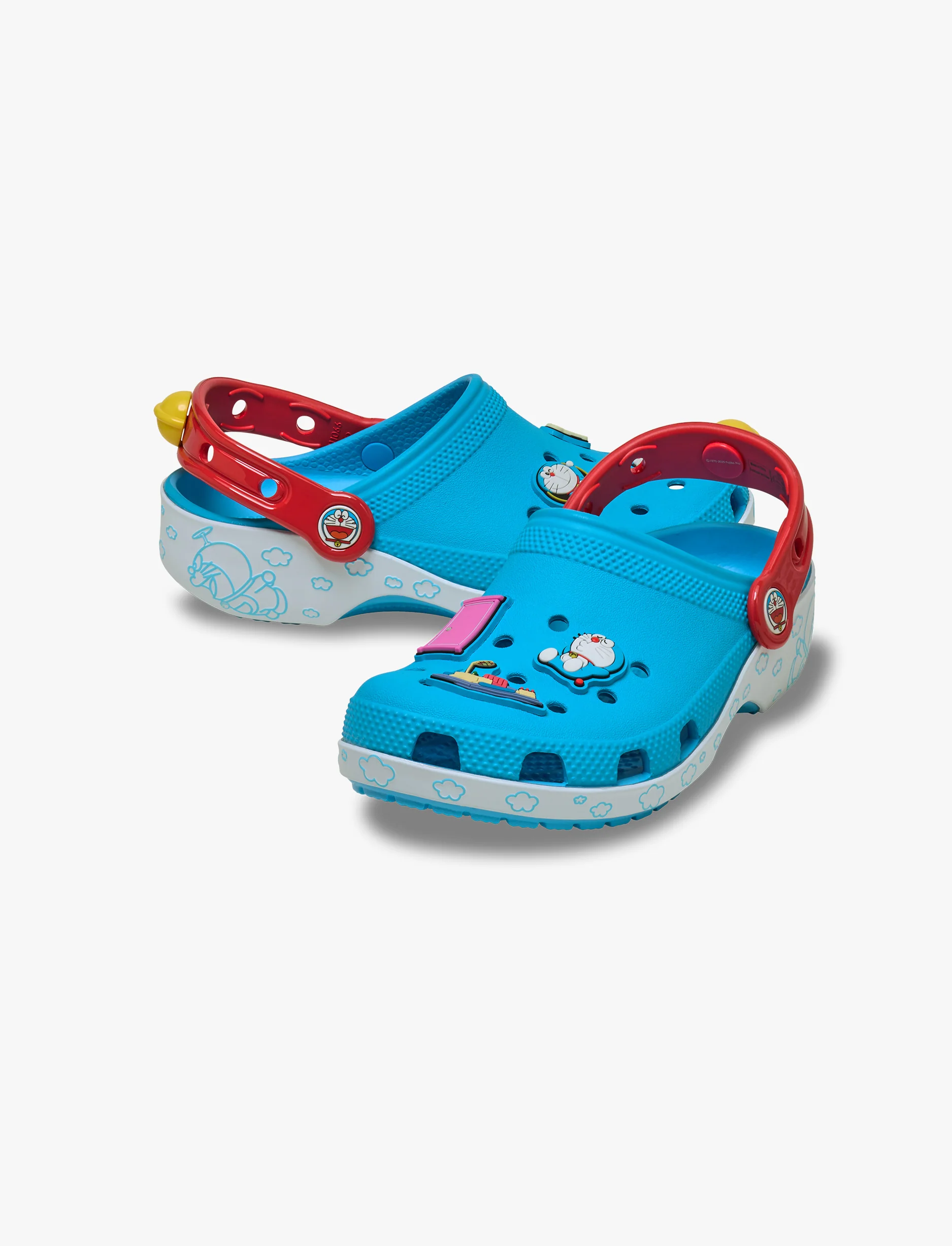 Crocs Doraemon Classic Clog - כפכפי קלוג קרוקס לילדים דורימון בצבע תכלת/לבן - Image 3