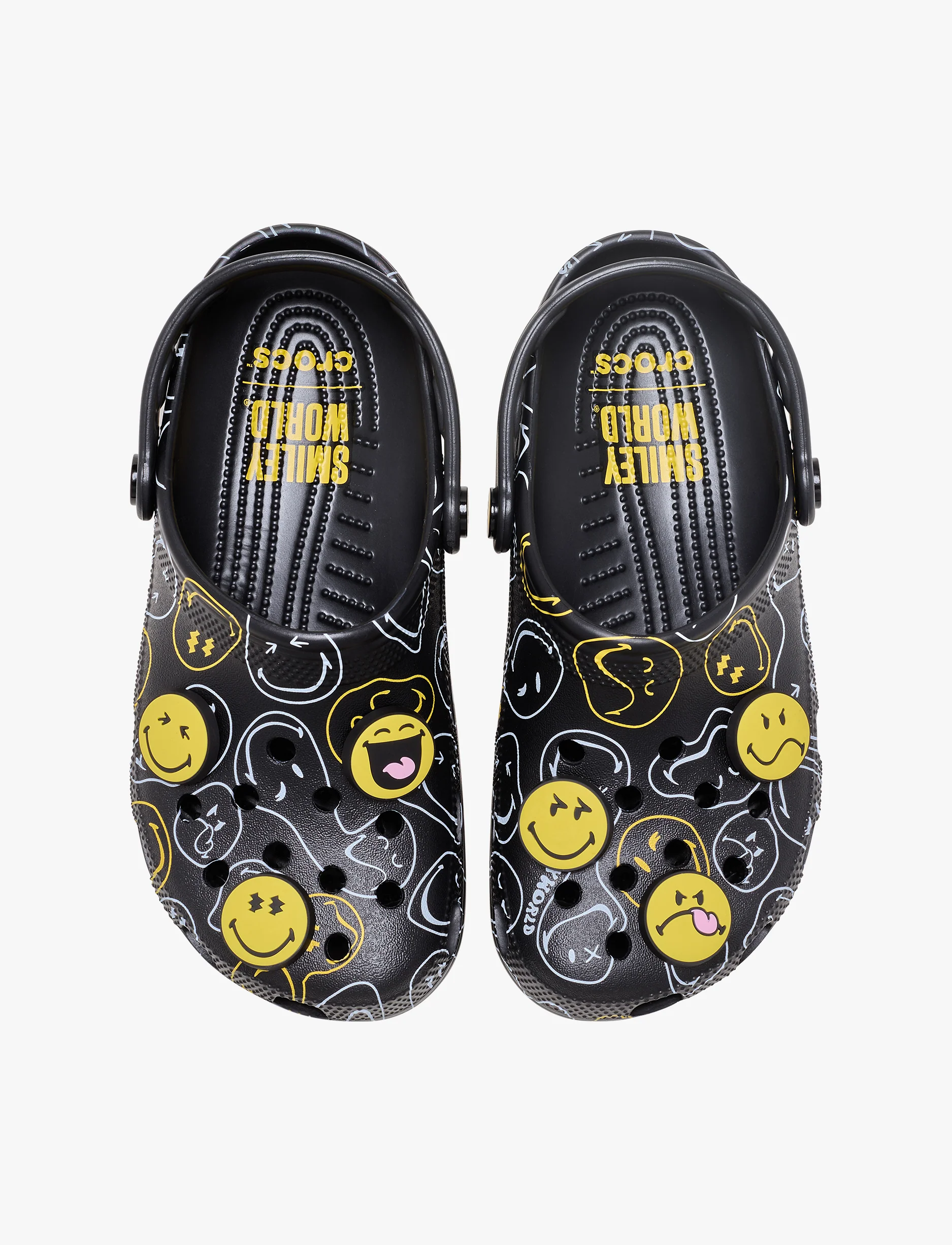 Crocs Smiley Classic Clog - כפכפי קלוג קרוקס סמיילי בצבע שחור/צהוב - Image 4