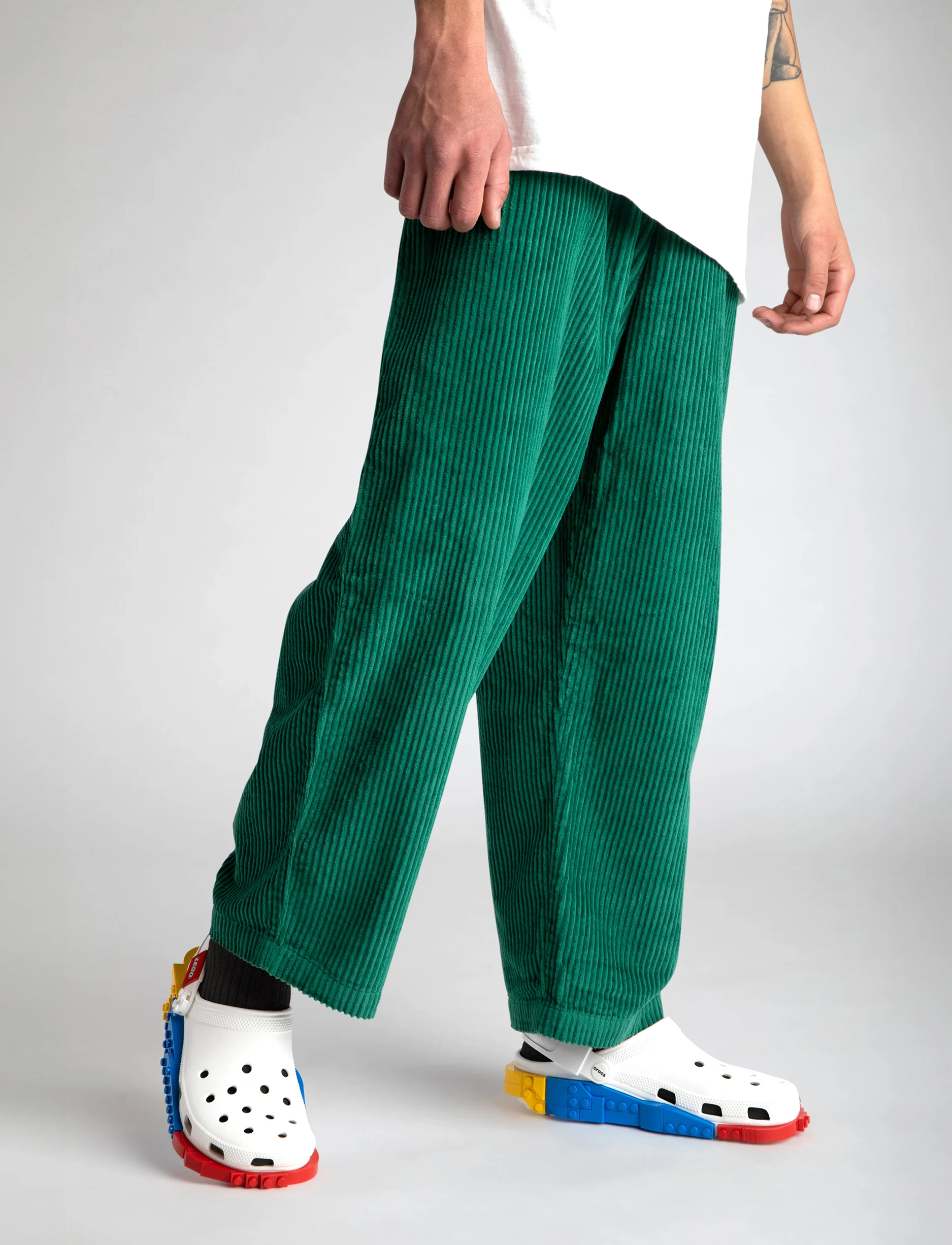 Crocs LEGO 4LW System Clog - כפכפי קלוג קרוקס לגו בצבע לבן - Image 7