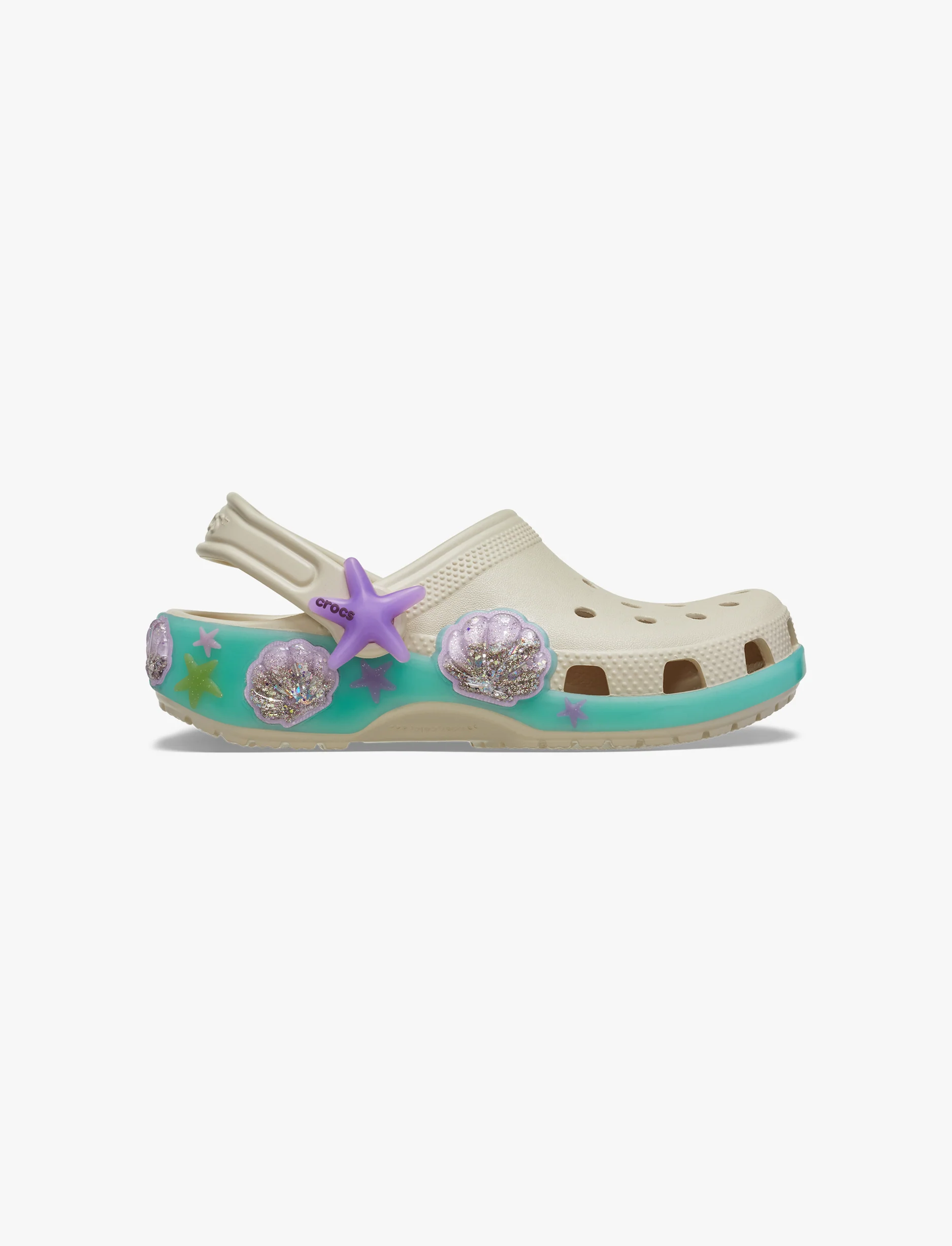 Crocs Classic Sea Sparkle Shaker Clog K - כפכפי קלוג קרוקס לילדים בצבע קרם בעיטור צדפים - Image 2