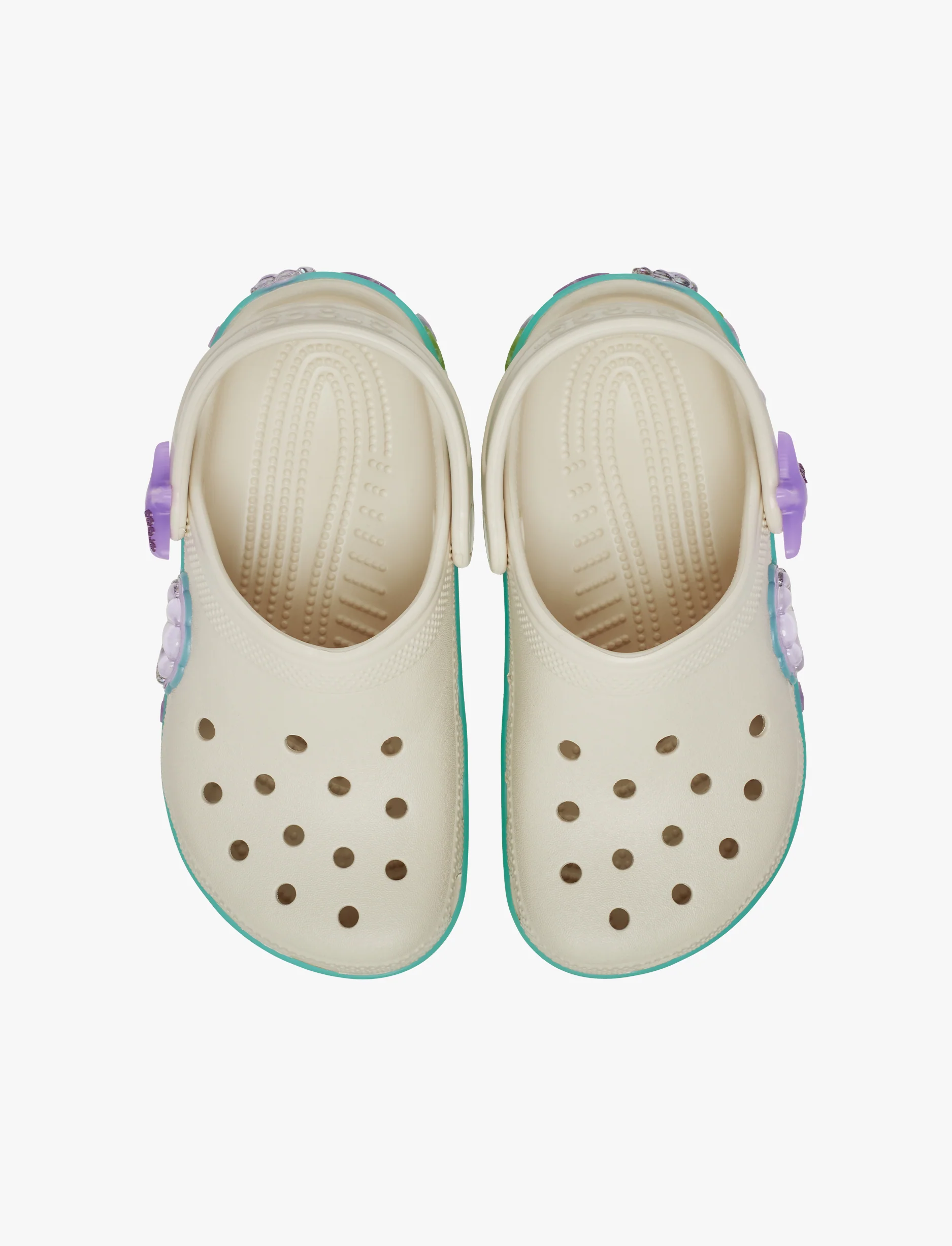 Crocs Classic Sea Sparkle Shaker Clog K - כפכפי קלוג קרוקס לילדים בצבע קרם בעיטור צדפים - Image 3