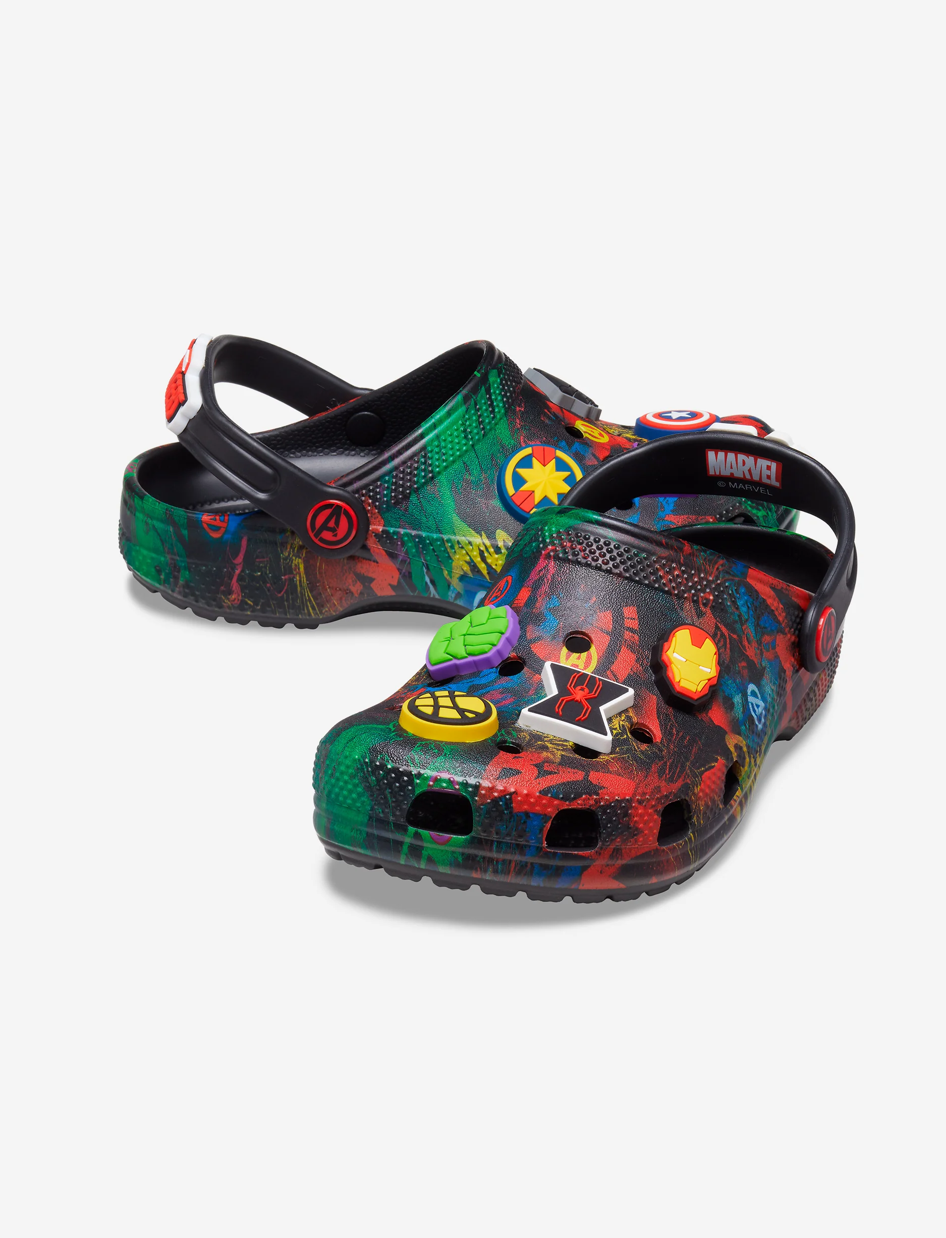 Classic Marvel Avengers Clog K -  כפכפי קרוקס לילדים מרבל גיבורי על בצבע שחור בהדפס צבעוני - Image 4