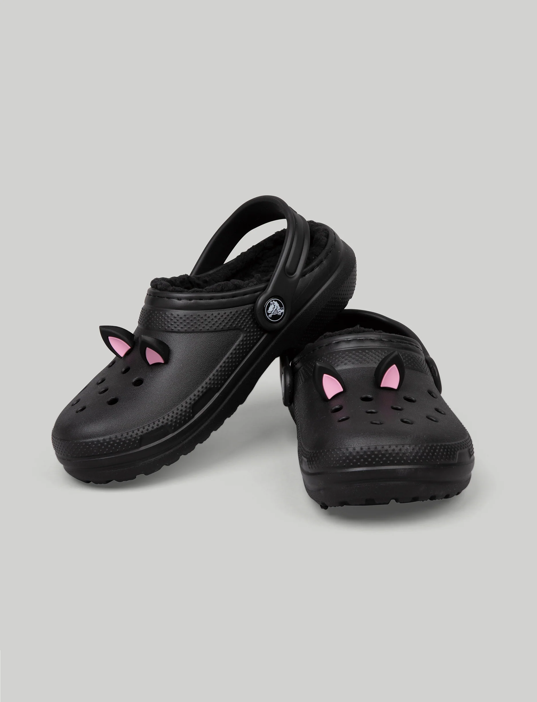 Crocs Classic Lined Clog K - כפכפים פרוותיים קרוקס לילדים בצבע שחור - Image 7