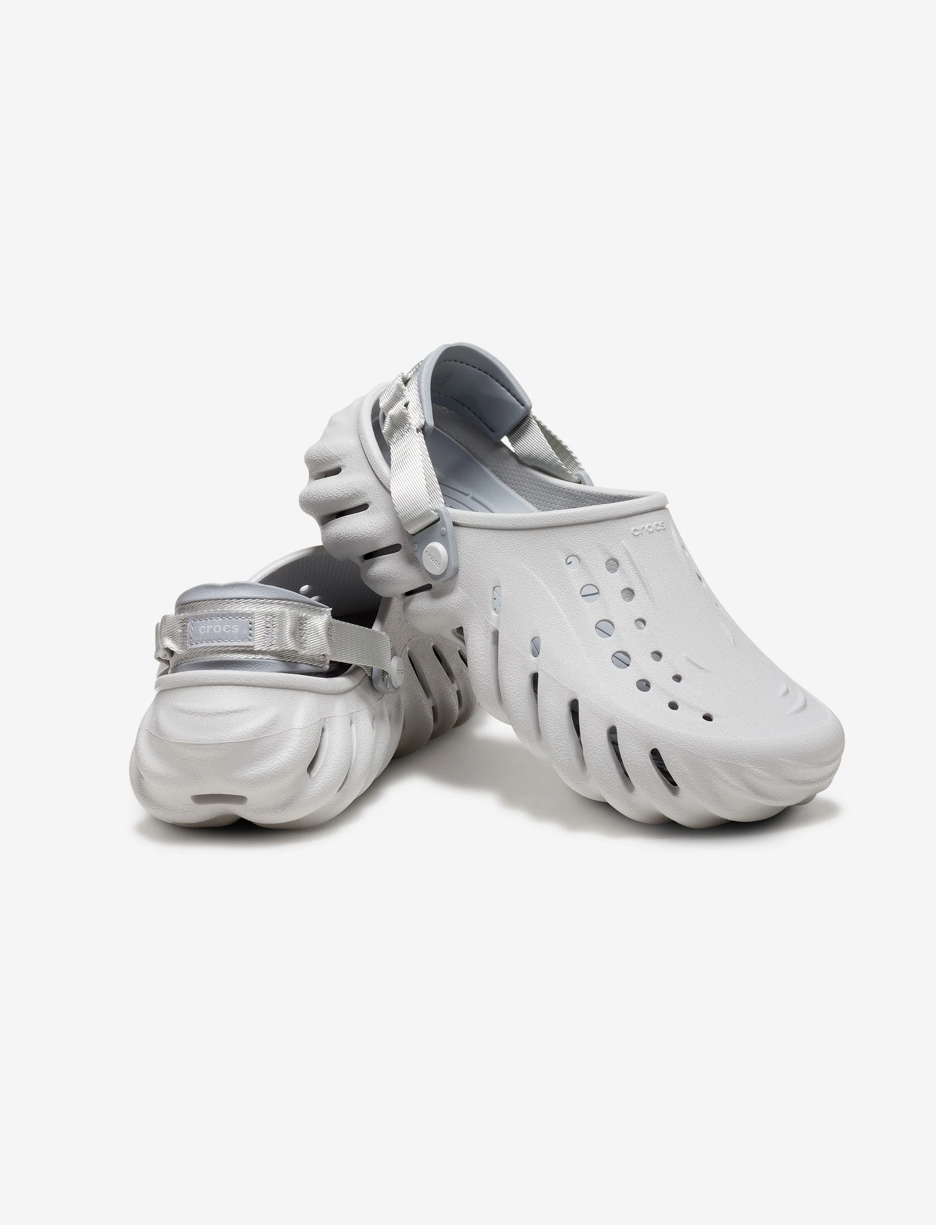 Crocs Echo Clog - כפכפי קלוג אקו קרוקס בצבע אפור בהיר - Image 4