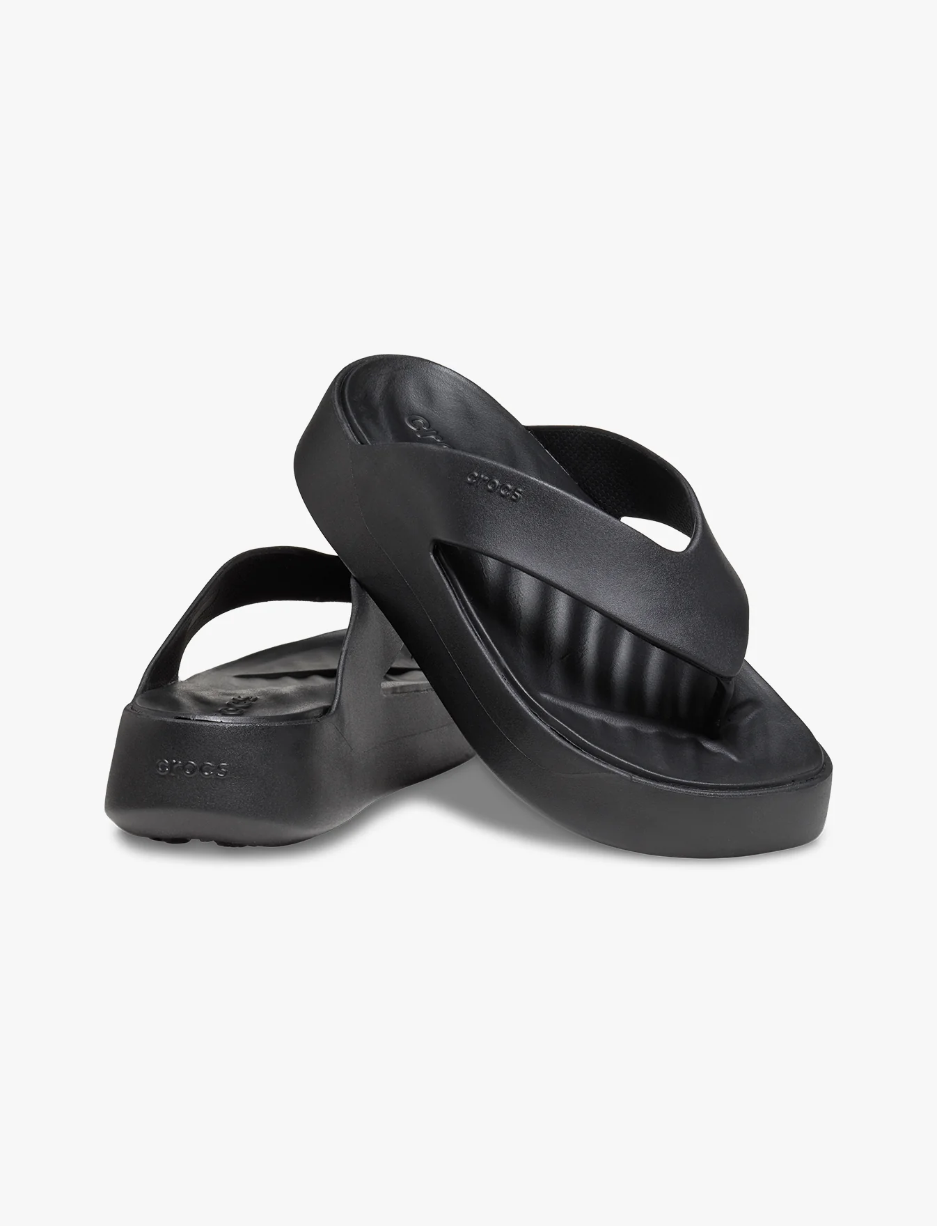 Crocs Getaway Platform Flip - כפכפי אצבע פלטפורמה קרוקס לנשים בצבע שחור - Image 3