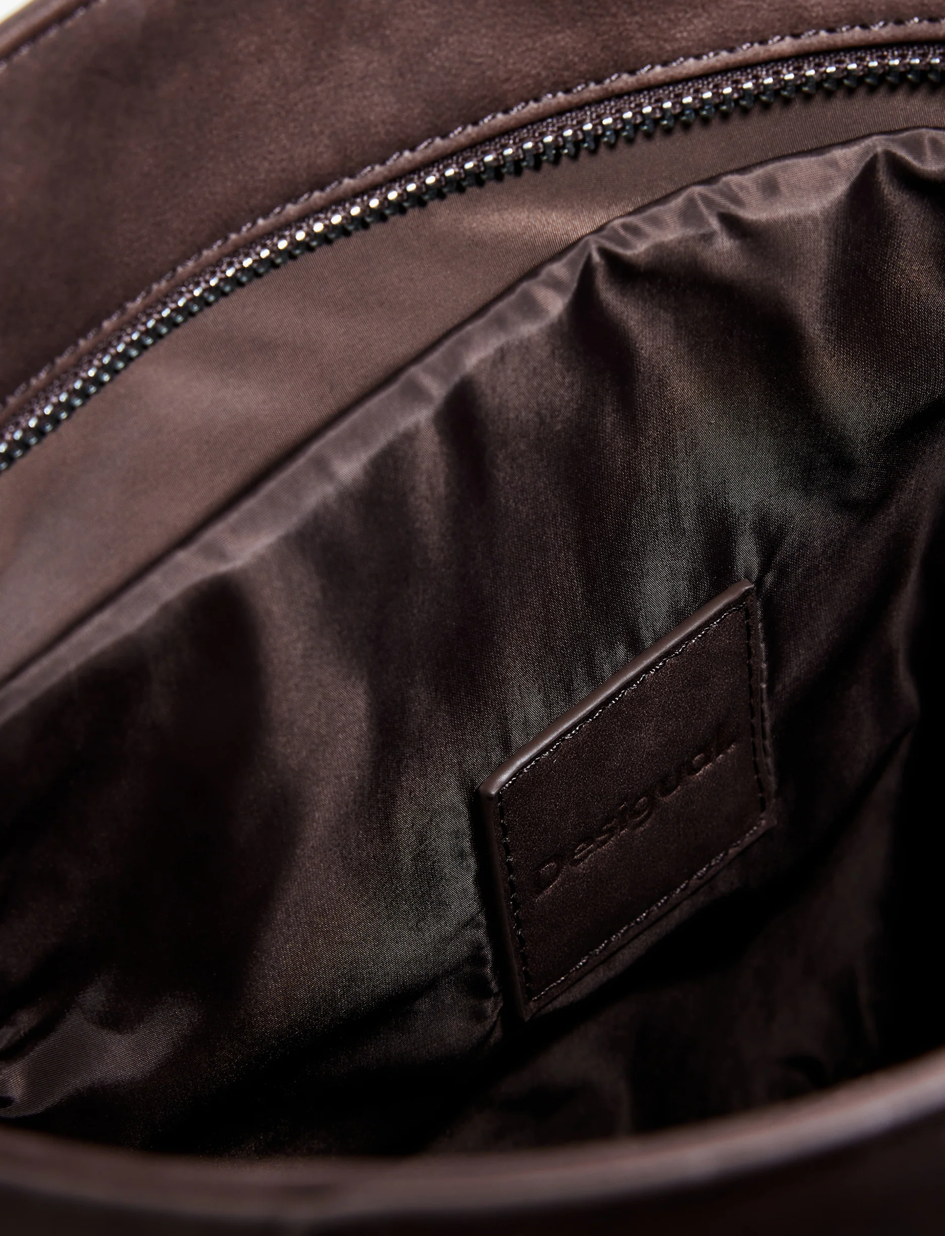 Desigual Back Half Logo Arica Choco - תיק צד דיזיגוואל לנשים - Image 4