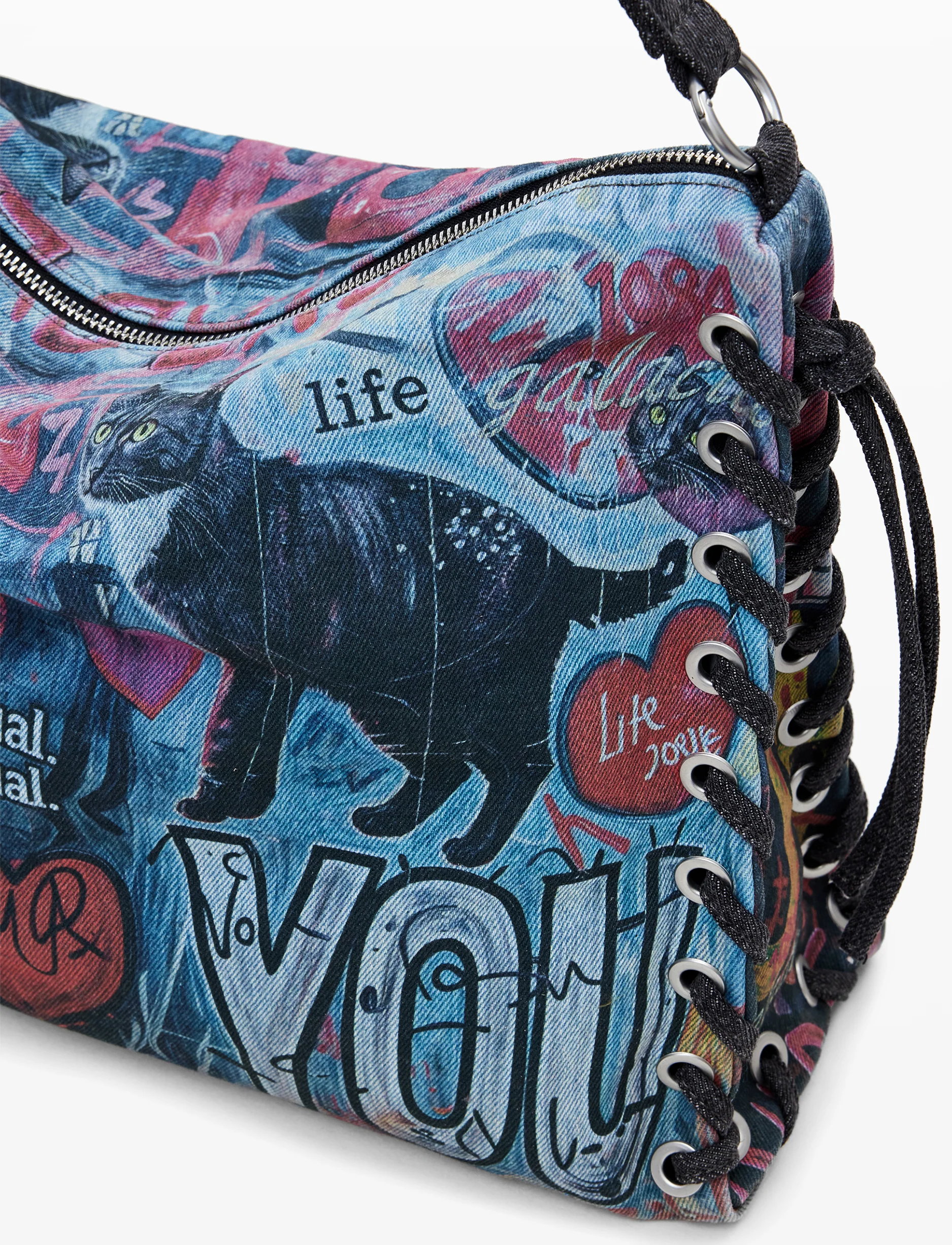 Desigual Bag Pizzicato Leiria 25WAXD23 - תיק צד שחור גרפיטי דיזיגוואל לנשים - Image 4
