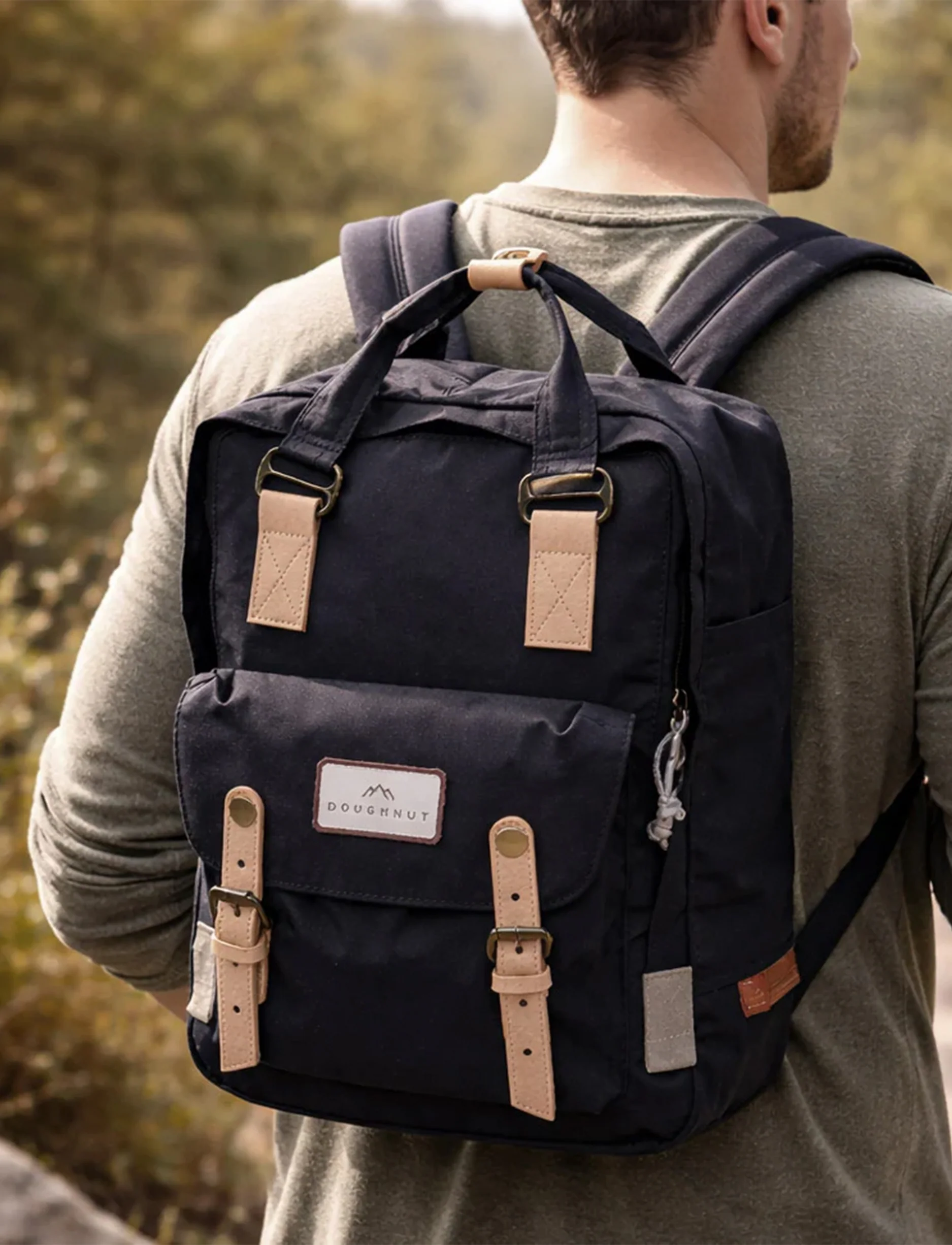 Doughnut Backpack Macaroon Large Reborn Bl- תיק גב שחור - Image 4