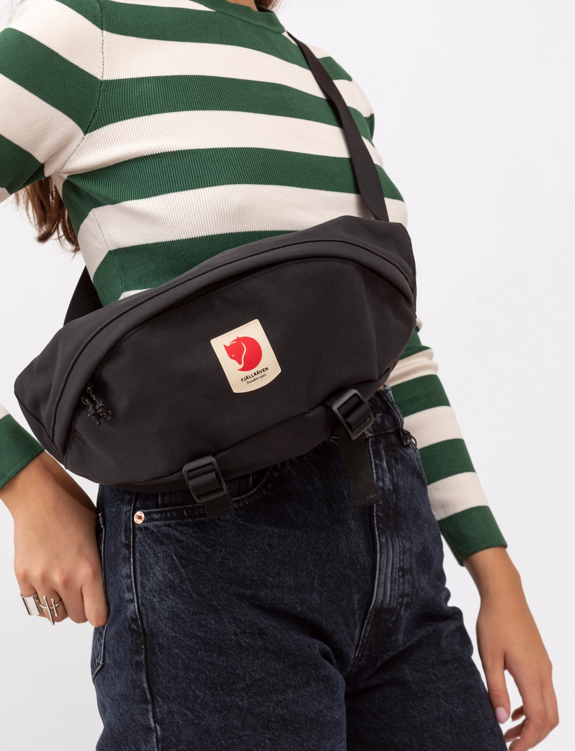 Fjallraven Kanken Ulvo Hip Pack Medium - פאוץ/מותנית קאן קן אולבו בצבע שחור