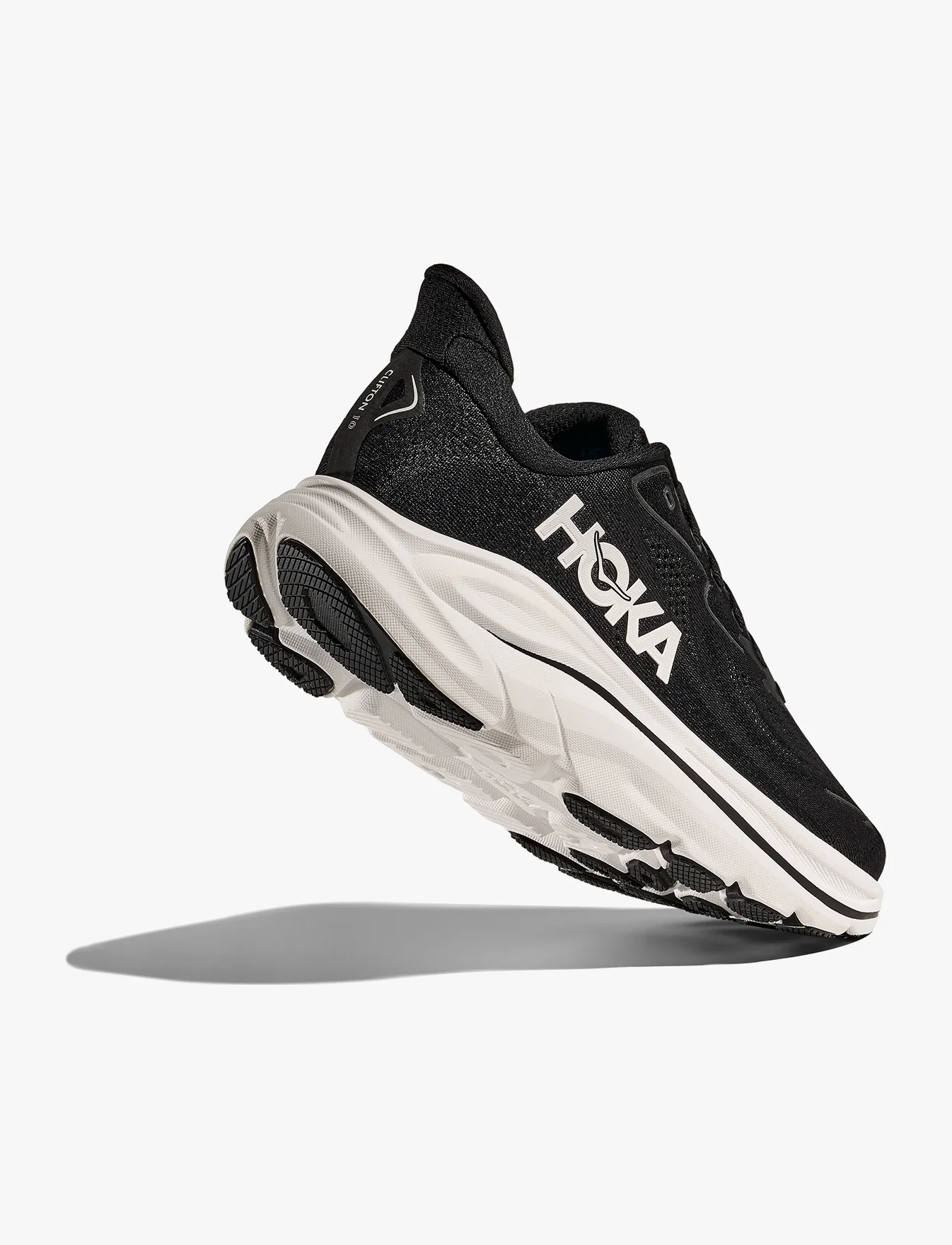 HOKA CLIFTON 10 -  נעלי ספורט נשים הוקה קליפטון 10 בצבע שחור/לבן - Image 5