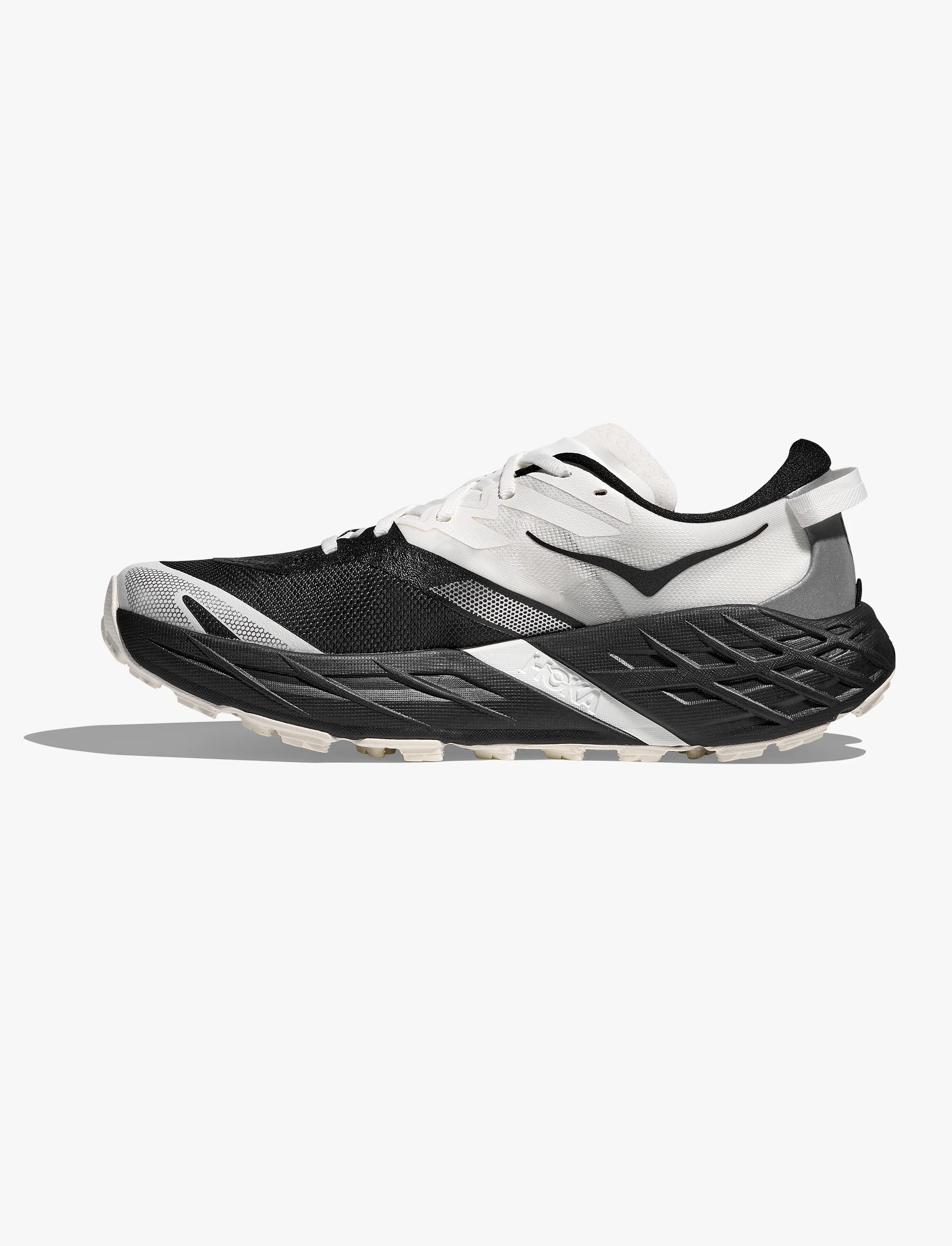 HOKA SPEEDGOAT 7 WIDE - נעלי ספורט גברים ספידגוט 7 רחבות בצבע שחור/לבן - Image 6