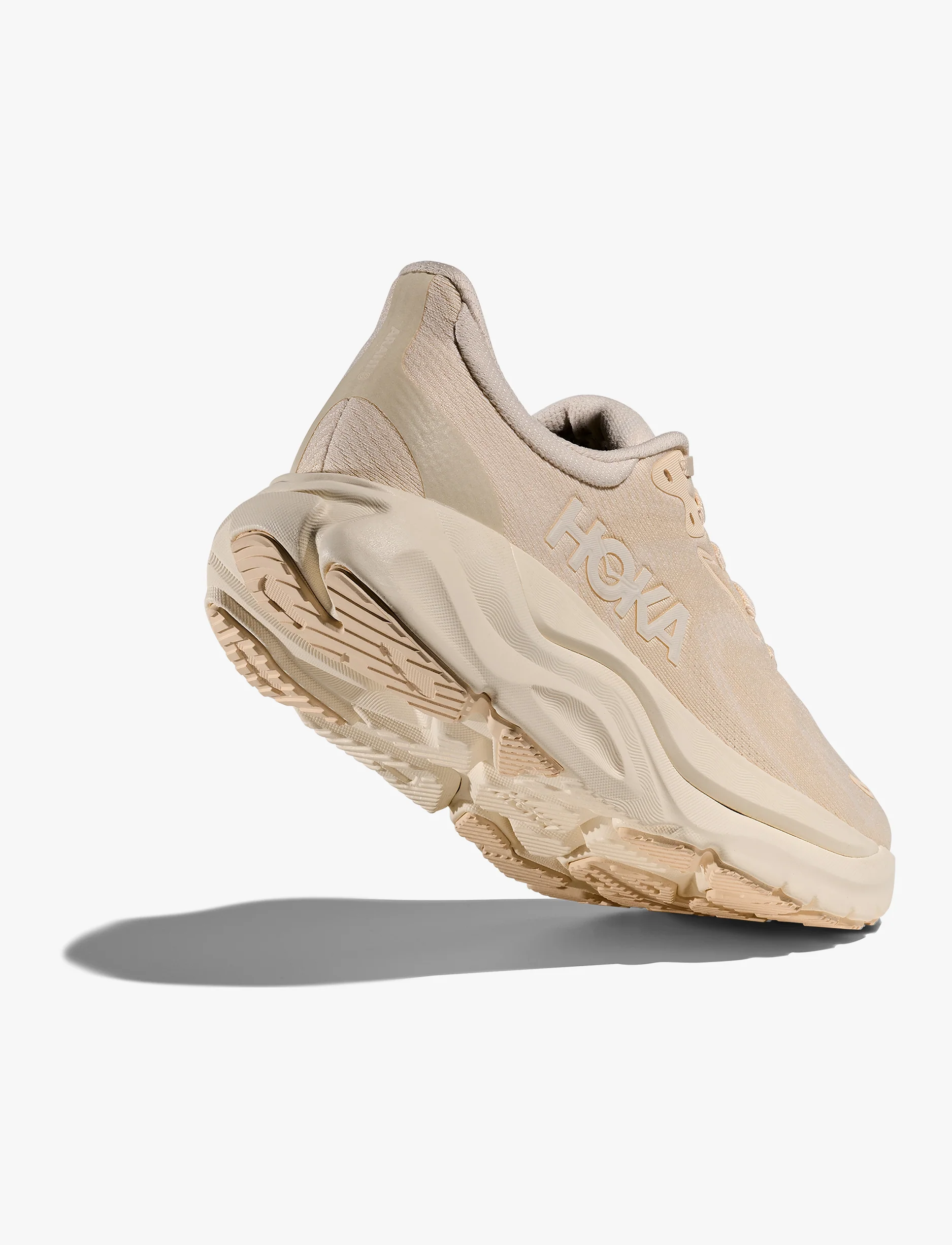 HOKA Arahi Wide 8 - נעלי ספורט נשים הוקה ארהי 8 רחבות בצבע ליבנה/אלבסטר - Image 3
