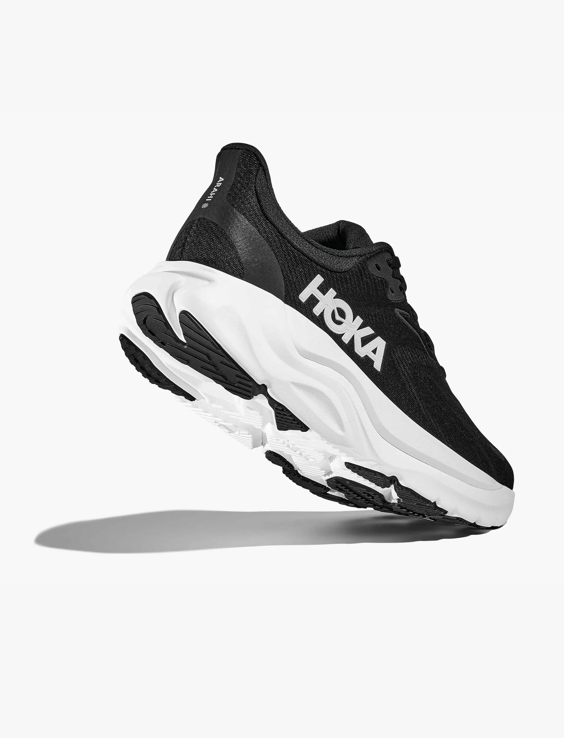 HOKA Arahi Wide 8 - נעלי ספורט נשים הוקה ארהי 8 רחבות בצבע שחור/לבן - Image 4