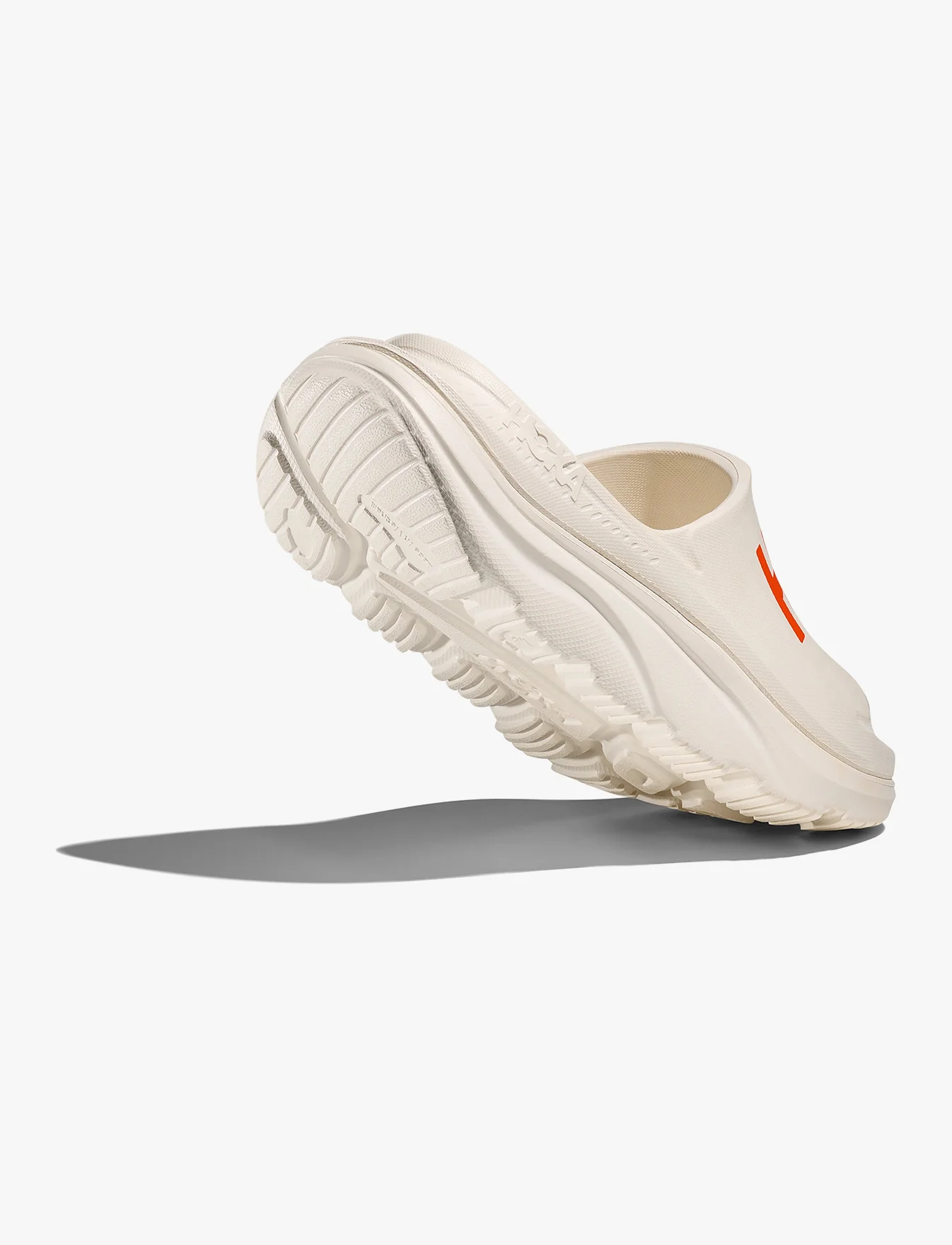 HOKA ORA ATHLETIC SLIDE - כפכפי אורה אתלטיקס סלייד בצבע פרוסט/כתום לבה - Image 3