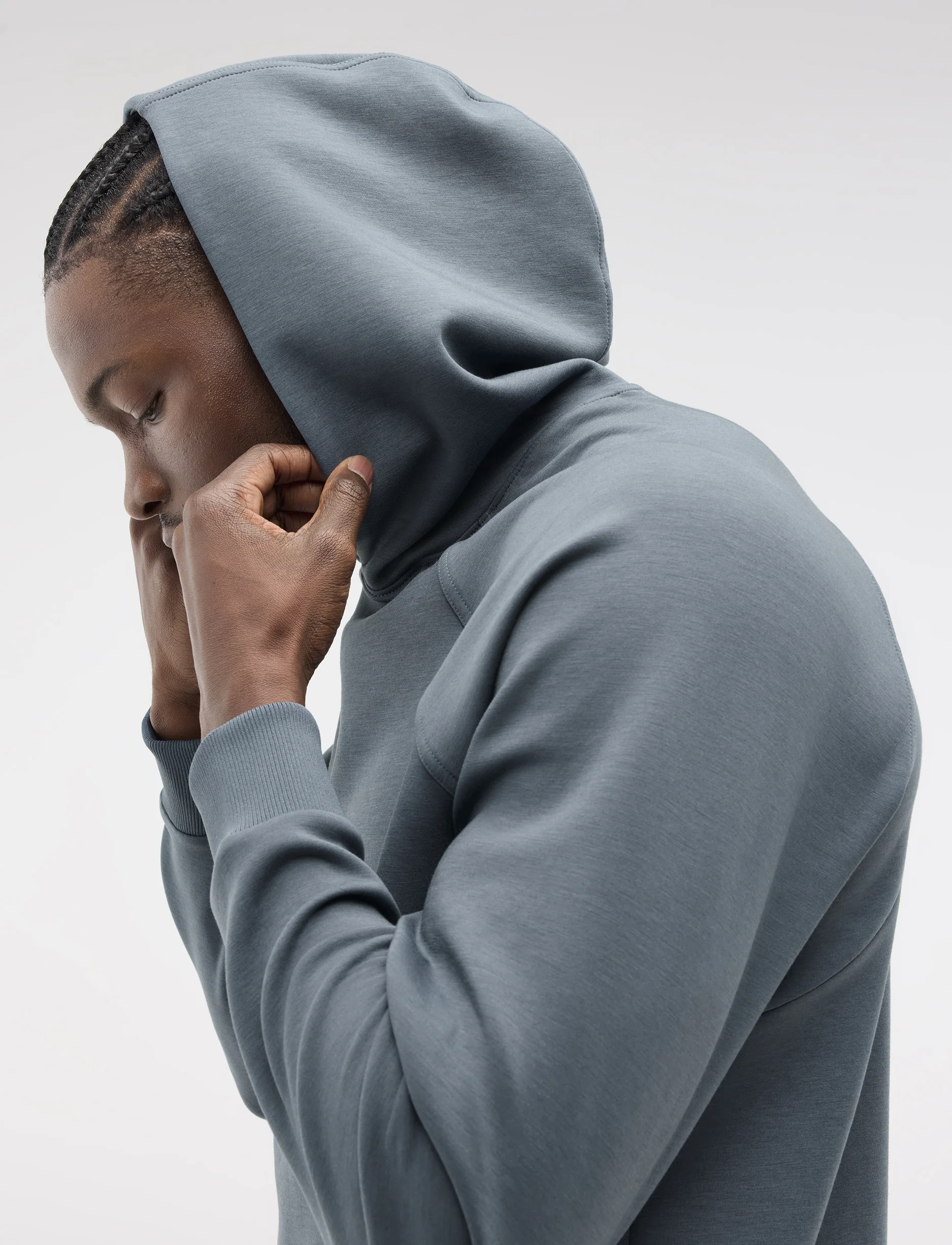 Hoka Essential Recovery Hoodie - סווטשירט הוקה לגברים בצבע נייבי דהוי - Image 4