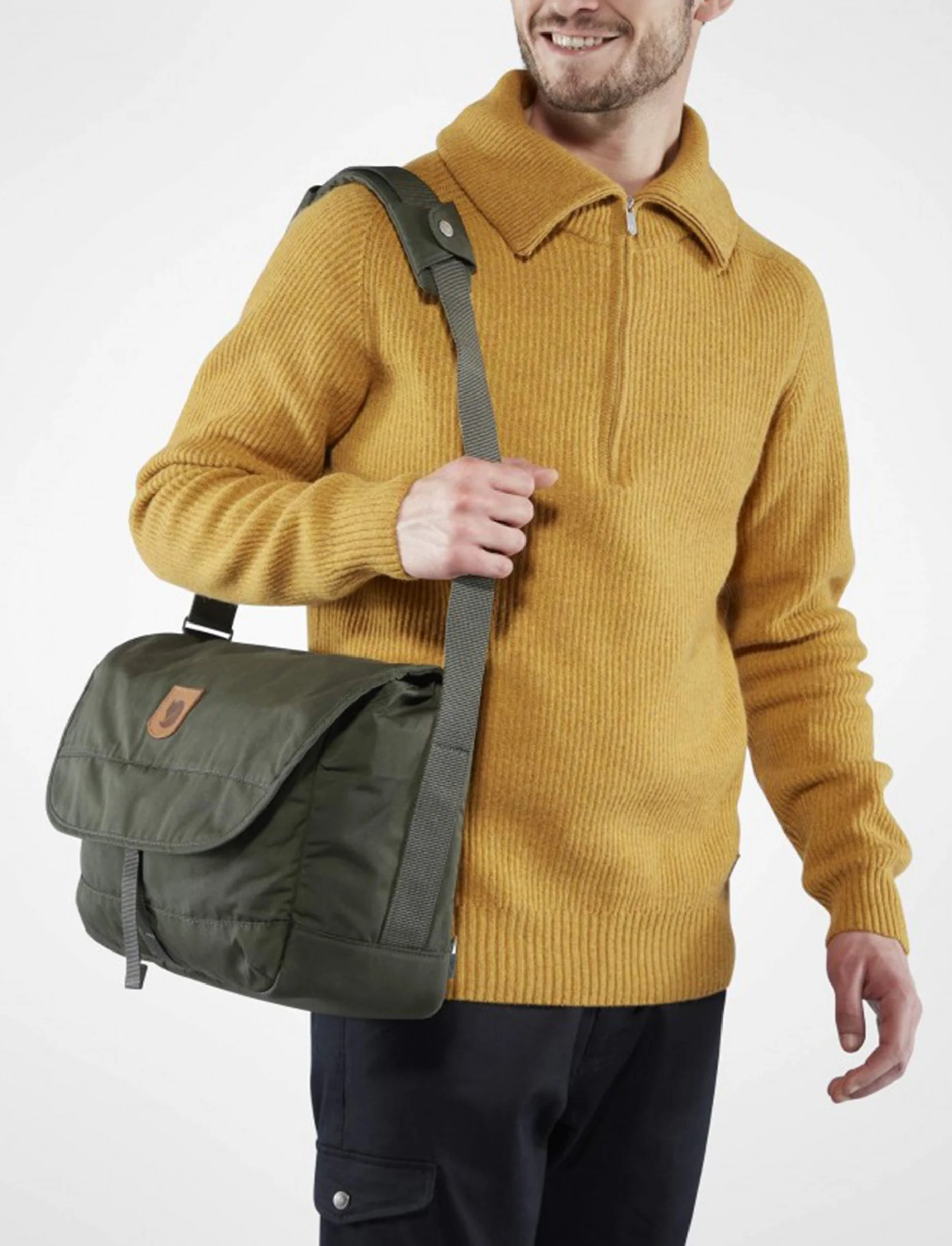 Kanken Greenland Shoulder Bag - תיק צד קנקן בצבע יער עמוק - Image 4