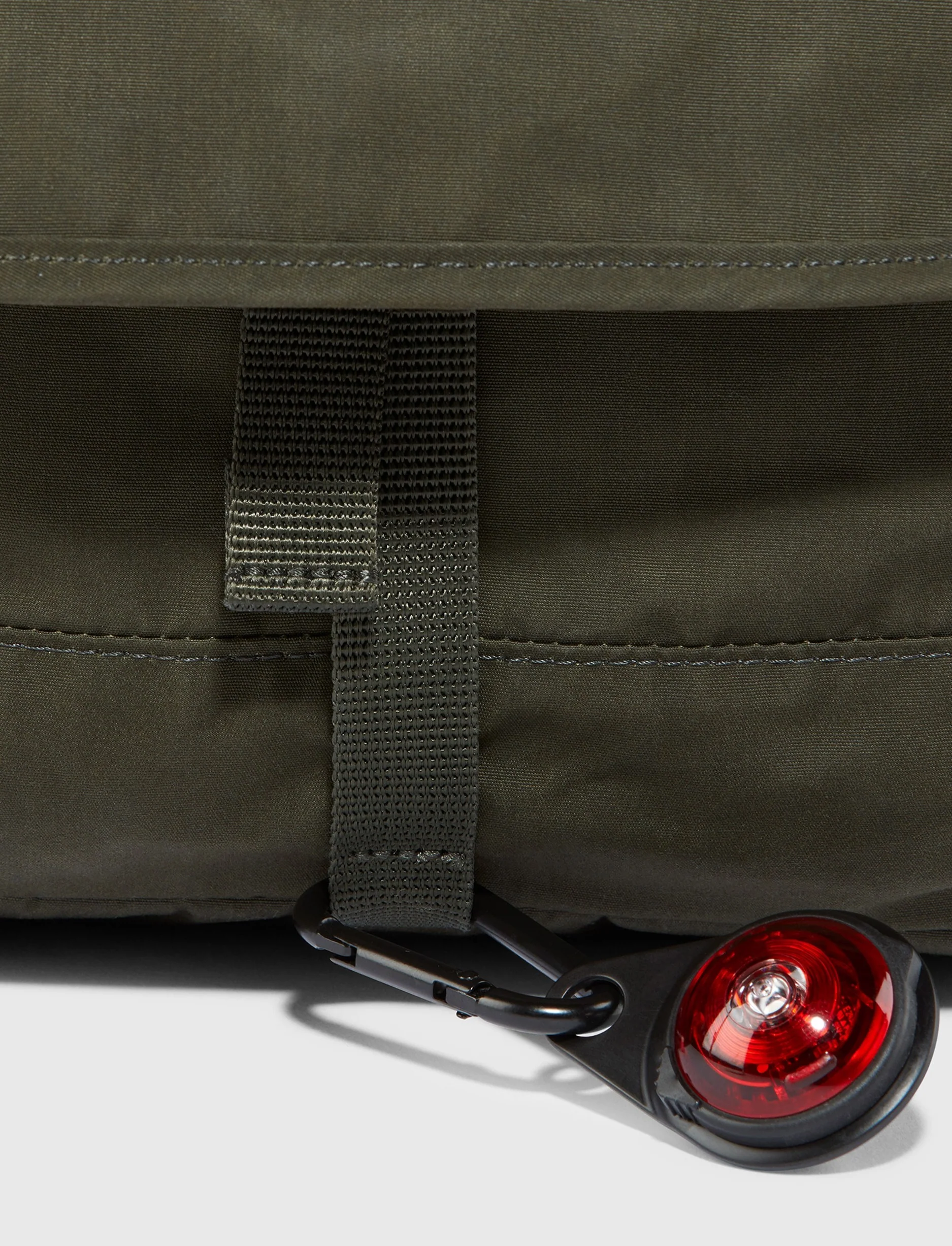 kanken Greenland Shoulder Bag Small 23155 - תיק גב קטן קנקן בצבע יער עמוק - Image 5
